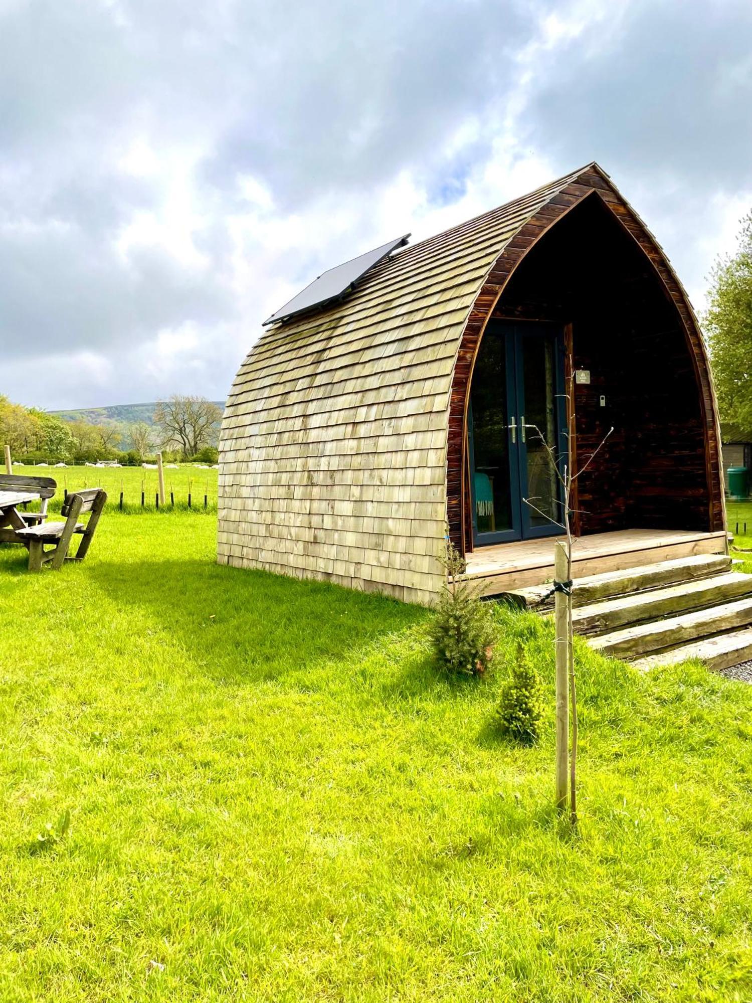 Alder Pod, Clay Bank Huts Hotel Ingleby Greenhow Exterior photo